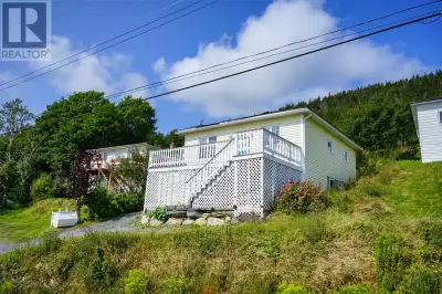 Welcome to Chapel Arm - a beautiful town known for its scenic ocean views, peaceful pace and conveni...
