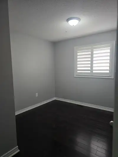 Spacious 2 bedrooms available for rent in Ajax, clean and well maintained detached home. Shared kitc...