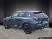 Le Mazda CX-50 GS-L 2024 se positionne comme une version intermédiaire haut de gamme dans la gamme d... (image 4)