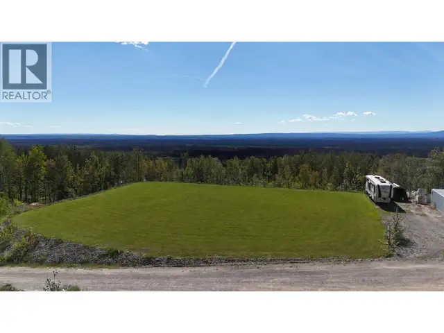 7540 VALLEYVIEW DRIVE Fort Nelson, British Columbia in Houses for Sale in Fort St. John - Image 4