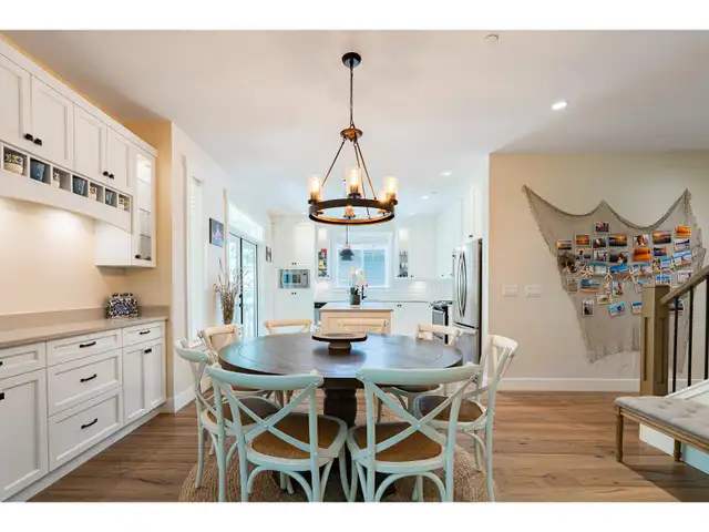 43318 CREEKSIDE CIRCLE, Cultus Lake South Chilliwack, British Co62863313007875121
