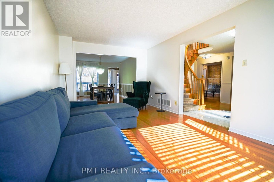 MAIN - 26 DARTMOOR DRIVE Toronto (Morningside), Ontario 4