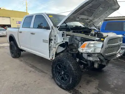 ALPHA AUTO PARTS 2009 RAM 3500 DUALLY MEGACAB 6.7L 352KM FOR PARTS ! LET US KNOW WHAT YOU NEED : (40...
