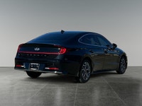 Thanks for viewing our House Of Cars Chinook Inventory! AMVIC licensed dealer! The 2021 Hyundai Sona... (image 6)