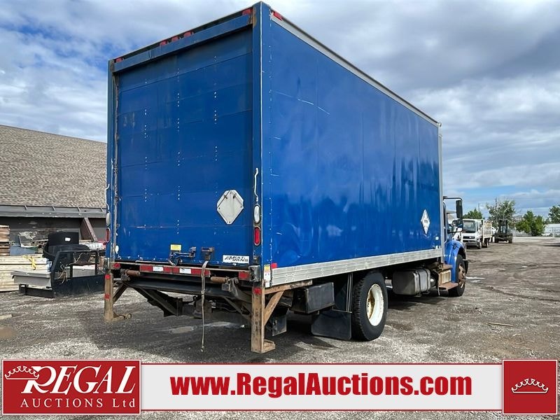 Freightliner M2 106 2011 photo 3