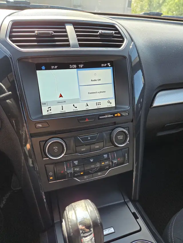 2018 Ford Explorer63826902804481122