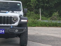 375 hp / 470 lb-ft torque - Adaptive Cruise Control - 4x4 drivetrain - Trip Computer - Power Locks D... (image 5)
