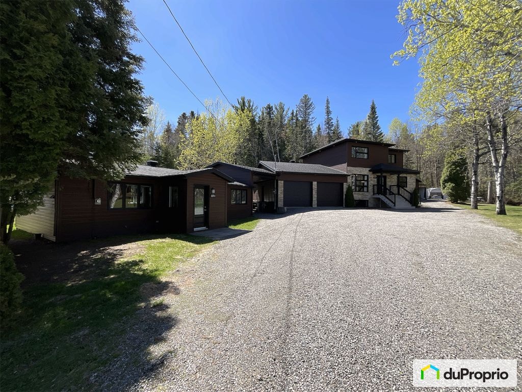 $899,000 - 2 Storey for sale in Jonquière (Jonquière) — photo 2
