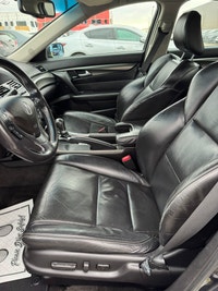 2012 Acura TL SH-AWD : : Sunroof | Heated Leather Seats | Backup Camera | 171,104 km 3.7L V6 Engine... (image 6)