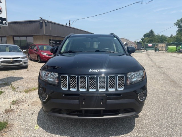 2016 Jeep Compass High Altitude 4x4 ~ LOW KMS ~ FINANCING! in Cars & Trucks in Leamington - Image 2