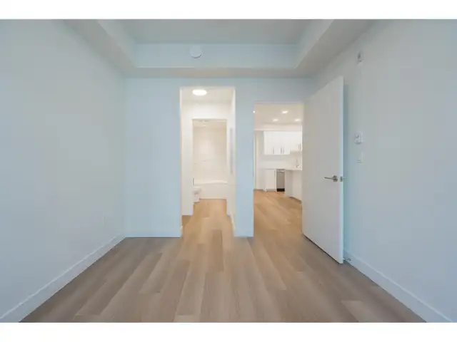 306 33820 SOUTH FRASER WAY Abbotsford, British Columbia in Houses for Sale in Abbotsford - Image 18