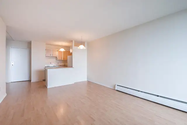 WOW! LARGE 3 BEDROOM - DOWNTOWN HALIFAX in Long Term Rentals in City of Halifax - Image 13