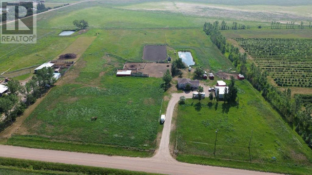 205023 Twp Road 100 Rural Lethbridge County, Alberta in Houses for Sale in Lethbridge - Image 4
