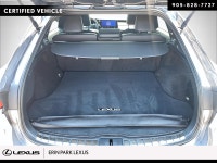 LUXURY ... Engine: 275 (205) @ 6000 RPM L/100Km City: 11.2 L/100Km Hwy: 8.4 Safety Equipment Electro... (image 5)