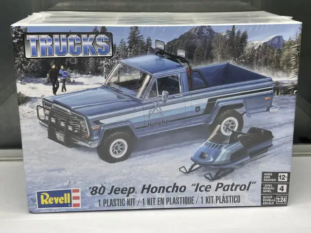 Revell Trucks '80 Jeep Honcho "Ice Patrol" Plastic Kit 1:24 in Toys & Games in Mississauga / Peel Region - Image 2