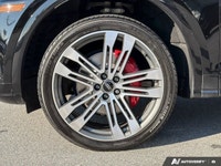 The 2018 Audi SQ5 Technik elevates your driving experience, blending impressive performance with opu... (image 8)