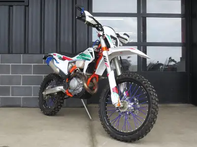 Apex Cycle 1-888-702-4150 Visit our showroom for a huge selection of the brands you love, convenient...