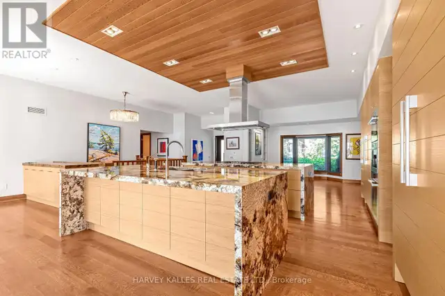 90 OAKLANDS PARK COURT Burlington (Bayview), Ontario in Houses for Sale in Oakville / Halton Region - Image 11