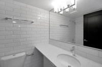 In the West End! If you're looking for Yaletown fit and finish with a West End English Bay view, the... (image 7)