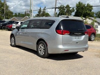 | GPS Navigation | Apple CarPlay/Android Auto | Power Liftgate | Heated Steering Wheel | ParkView Re... (image 3)