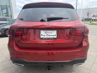 Humberview Volkswagen on the Queensway This 2022 Mercedes-Benz GLC 300 4MATIC stands out in a stunni... (image 5)