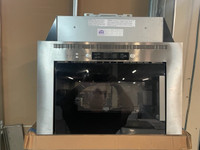 Four Micro-Onde 24'' avec hotte stainless Whirlpool