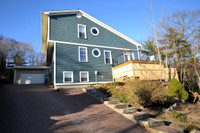 23-075 Large family home in beautiful Halifax area.