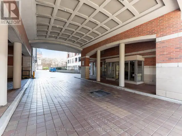 307 - 39 JARVIS STREET Toronto (Moss Park), Ontario62863315465602122