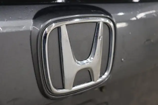 2018 Honda Civic Hatchback LX in Cars & Trucks in Saskatoon - Image 9