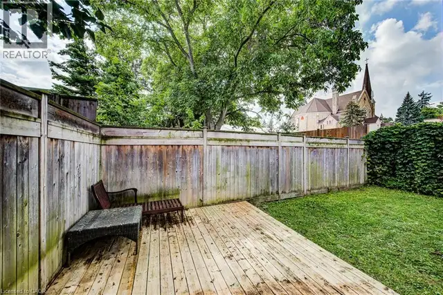 81 WILLOW Street Waterloo, Ontario in Houses for Sale in Kitchener / Waterloo - Image 11