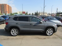 Thanks for viewing our South View Motors Inventory! 2022 Volkswagen Taos Comfortline 4MOTION AWD • N... (image 5)