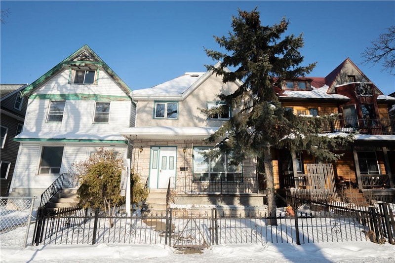 613 Bannatyne Avenue Winnipeg, Manitoba Houses for Sale Winnipeg Kijiji