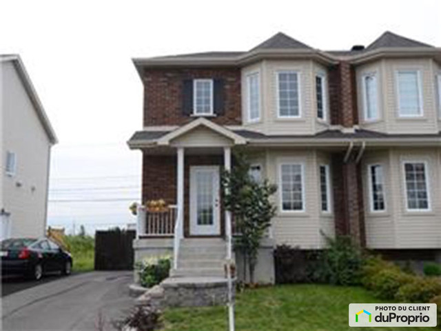 545 000$ - Jumelé à vendre à Ste-Rose in Houses for Sale in Laval / North Shore - Image 2