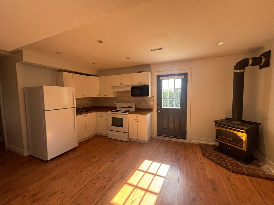 House with Two Kitchens 2