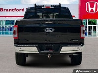 Elevate your capability and comfort with this remarkable 2022 Ford F-150 LARIAT Crew Cab Pickup. Dre... (image 4)