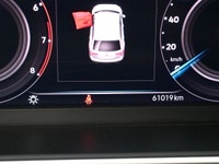 Eye-catching 19â€‘inch Auckland black alloy wheels and blackedâ€‘out exterior styling elements give... (image 8)