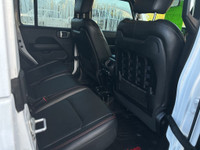 See Dealer Website for Details. Engine: 3.6 Safety Equipment Electronic Stability Control (ESC) And... (image 9)