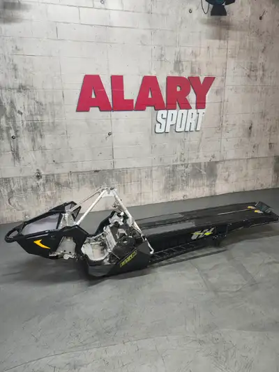-Chassis Frame Motoneige Polaris SKS 850 2020 Avec Papier -Vient complet comme photos -Chassis endom...