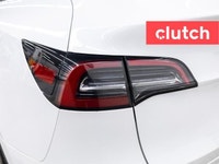 NO ACCIDENTS / CLEAN CARFAX / 1 OWNER / Adaptive Cruise Control, 12V Outlet, Hands Free Device Conne... (image 9)