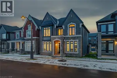 Welcome to luxury living in the heart of Oakville’s vibrant Uptown Core at 3424 Millicent Ave—an exc...
