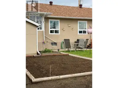 Attention FAMILIES and INVESTORS - this beautiful home with a walk-out basement is currently occupie...