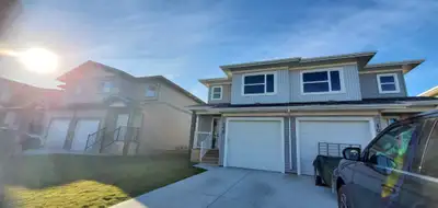 Duplex in Blackfalds with GARAGE and PET FRIENDLY!
