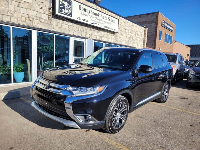 2017 Mitsubishi Outlander S-AWC/4X4/GT/LEATHER/SUNROOF/BACK UP C in Cars & Trucks in Calgary - Image 2