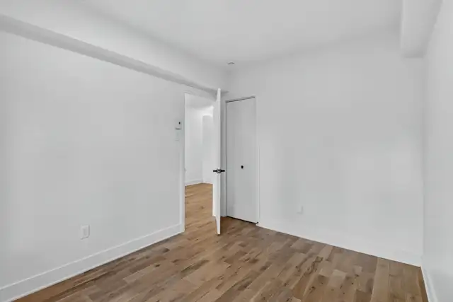 3 et demi limitrophe Plateau Mont Royal avec 4 électroménagers | Long ...