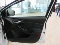 FORD FOCUS RS 2016 2.3L TURBO 350 HP MANUEL 6 VITESSES, VEHICULE TRES RARE, BANC RÉCARO EN CUIR/SUED... (image 9)