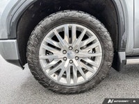 4WD Crew Cab 147 Denali ... Engine: Gas V8 6.2L/ Other Equipment ENGINE 6.2L ECOTEC3 V8 (420 hp [313... (image 8)