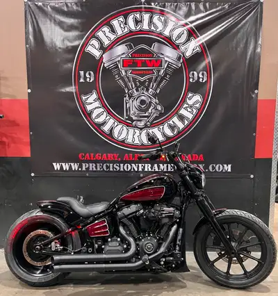 This Freshly Rebuilt FXBBS RACER is unlike you’ve EVER seen. Turn heads cruising 17th Ave or, with t...
