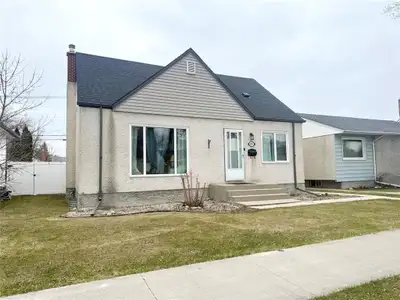 4D//Winnipeg/SS May 9 @2-4PM. OPEN HOUSE SAT MAY 9 @2-4PM. OTP anytime after the open house. Welcome...