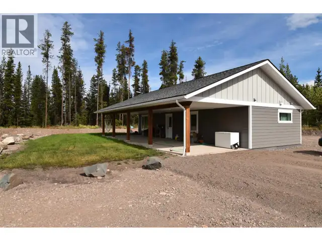 10955 SKILLHORN ROAD Telkwa, British Columbia in Houses for Sale in Smithers - Image 2