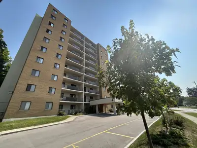 Very spacious unit 1100 square feet of living space Large 22-foot long balconies, with spectacular v...